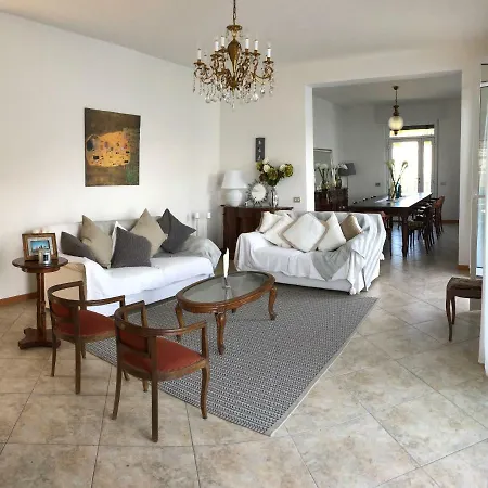 View House Apartament Lezzeno