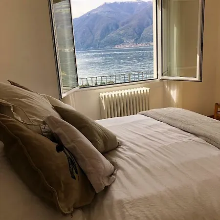 View House * 勒泽诺