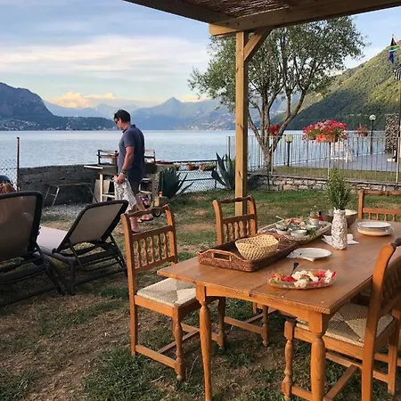 Apartament View House